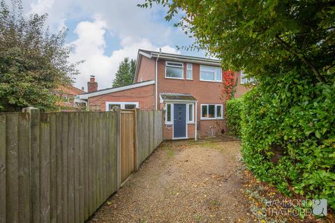 3 bedroom semi-detached house for sale, Bailey Close, Hethersett