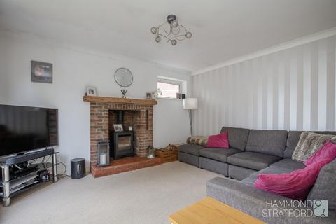 3 bedroom semi-detached house for sale, Bailey Close, Hethersett