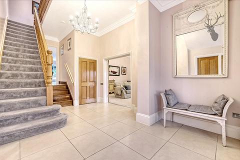 4 bedroom detached house for sale, Nursery Road, Loughton IG10