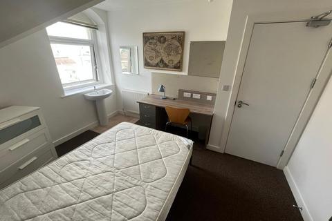 undefined, Phillips Parade, Swansea, SA1