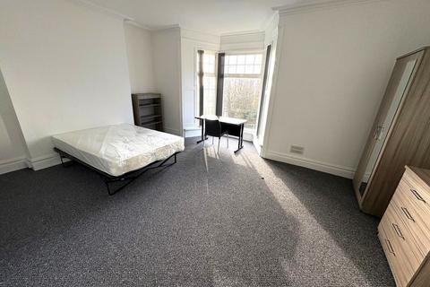 7 bedroom house share to rent, Bonville Terrace, Swansea