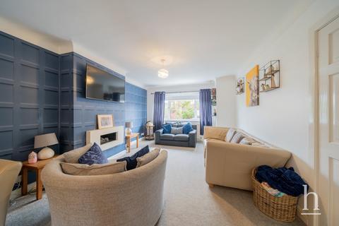 4 bedroom semi-detached house for sale, Regents Close, Thingwall CH61