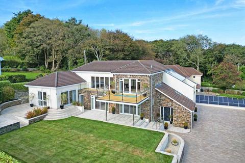 4 bedroom detached house for sale, Porthpean Beach Road, St Austell, Cornwall