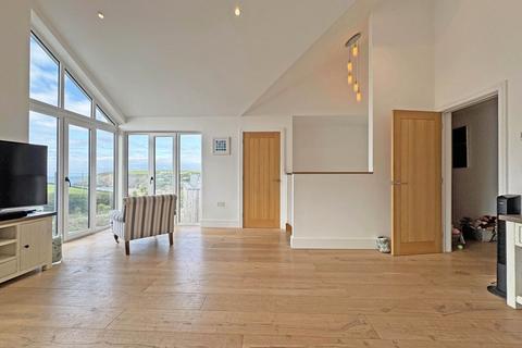 4 bedroom detached house for sale, Mawgan Porth, Newquay, Cornwall