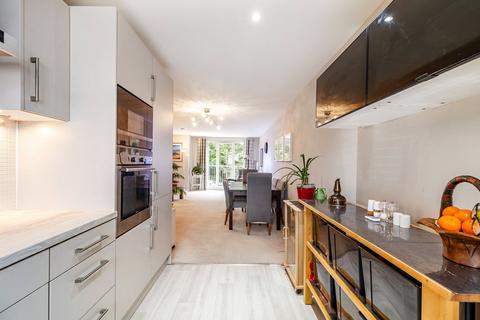 56 Cairnhill View, Glasgow, G61 1RP