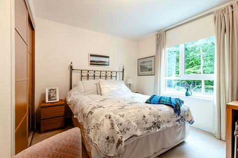 56 Cairnhill View, Glasgow, G61 1RP