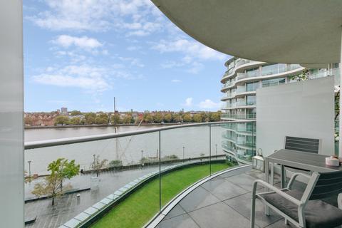 3 bedroom flat to rent, Albion Riverside Building, 8 Hester Road, London