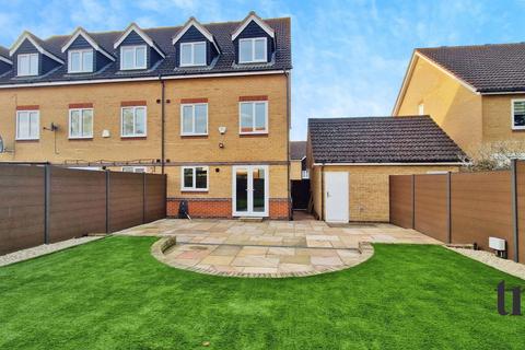 4 bedroom semi-detached house for sale, Gorefeld, Bishop's Stortford CM22