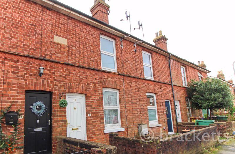 Road, Tunbridge Wells 2 bed terraced house to rent £1,350 pcm