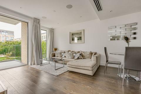 2 bedroom flat to rent, Westbourne Apartments, 5 Central Avenue, London