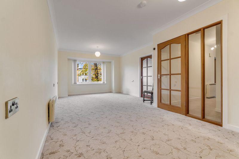 21 Carrick Gardens, Ayr, KA7 2RT 2 bed retirement property for sale £