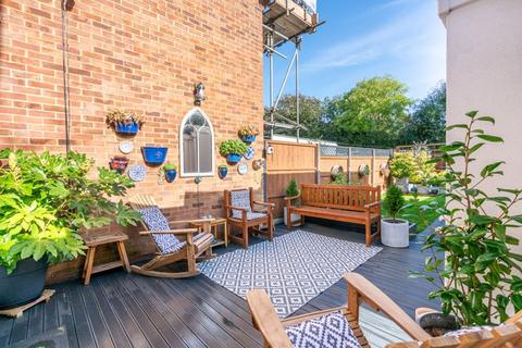33 Collings Wells Close, Caddington, Luton, LU1 4BG