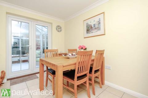 3 bedroom link detached house for sale, Harmonds Wood Close, Broxbourne