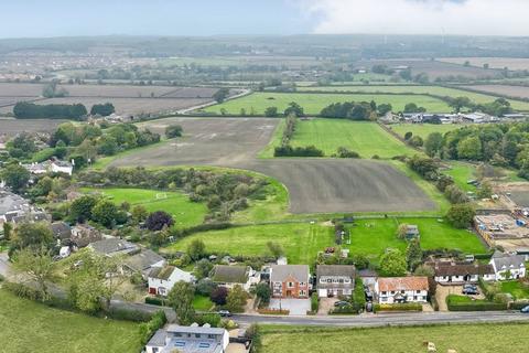 4 bedroom detached house for sale, High Street, Eggington