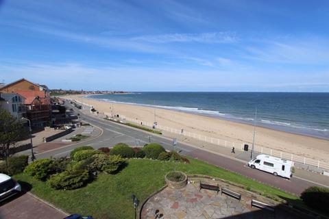 2 bedroom apartment for sale, Marine Road, Colwyn Bay