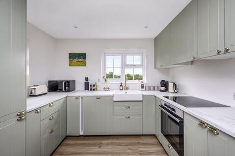 2 bedroom apartment to rent, Park Lane, Horsham