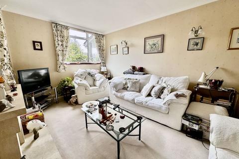 3 bedroom semi-detached house for sale, Eastern Drive, Bourne End SL8