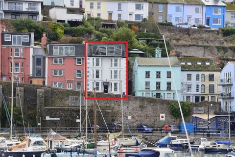 5 bedroom end of terrace house for sale, King Street, Brixham