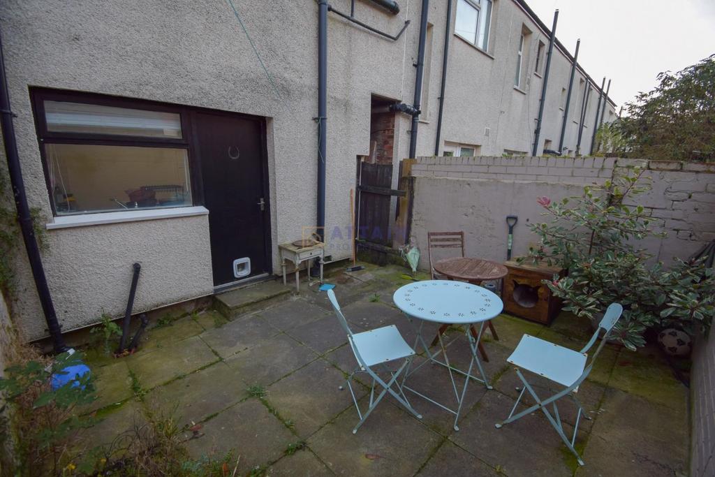 Rear Garden Flip.jpg