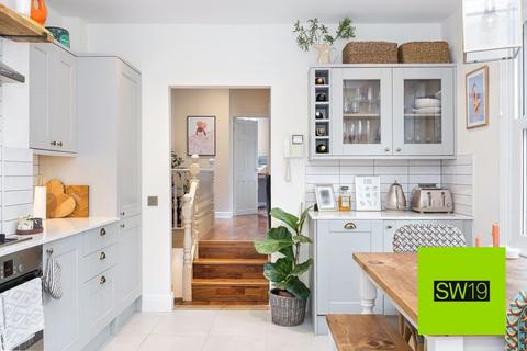 2 bedroom maisonette for sale, Boundary Road, London SW19