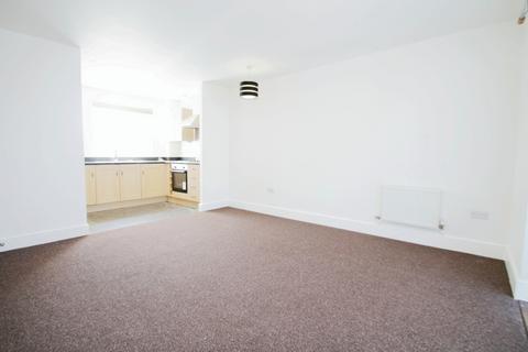 2 bedroom flat to rent, Bittern House, West Drayton