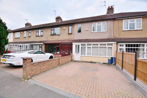 3 bedroom terraced house to rent, Chapel Lane, Hillingdon