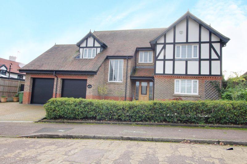 The Gateways, Goffs Oak EN7 5 bed detached house for sale £1,250,000