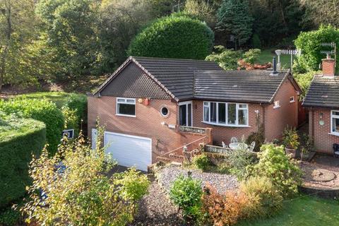 2 bedroom detached bungalow for sale, Lake Road, Rudyard, ST13 8RN.