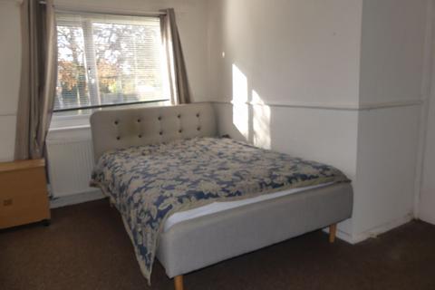 48 Whitstable Close, Chadderton, Oldham, OL9 9LX