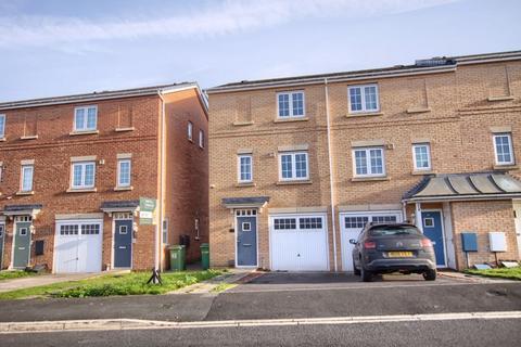 3 bedroom semi-detached house to rent, Water Avens Way, Stockton-On-Tees