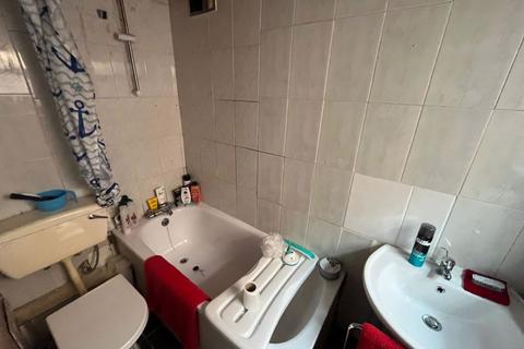 2 bedroom terraced house for sale, City Road, Liverpool