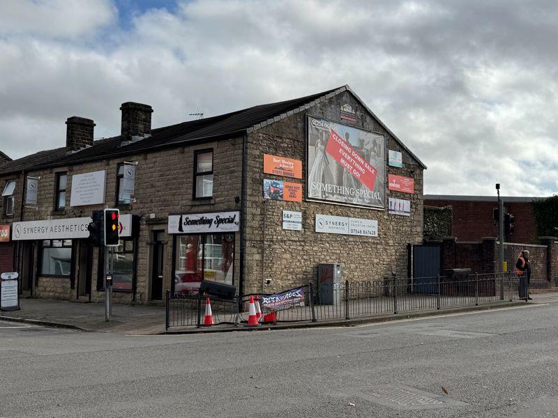 Winter Hey Lane, Bolton Shop to rent £975 pcm (£225 pw)