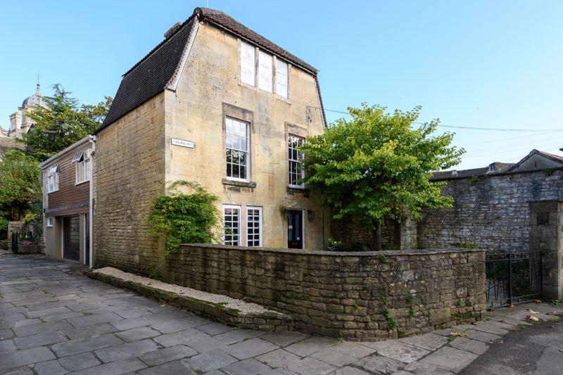 Bull Pit, Bradford on Avon BA15 2 bed detached house for sale £600,000