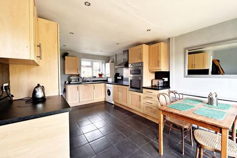 7 Avon Road, Pershore, WR10 1NU
