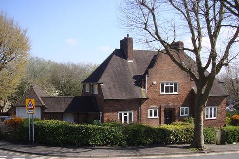 undefined, Laurel Road, Dudley DY1