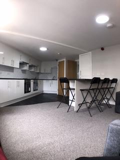 8 bedroom apartment to rent, Rhymney Street, Cardiff CF24