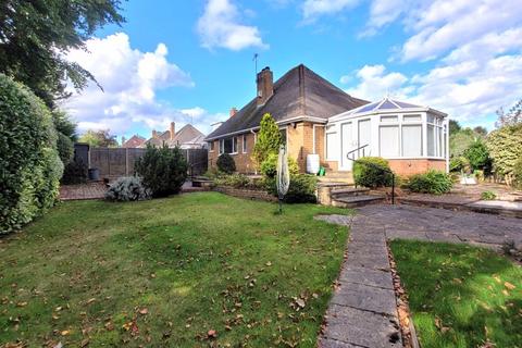 3 bedroom detached bungalow to rent, Brentnall Drive, Sutton Coldfield B75