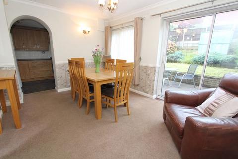 3 bedroom semi-detached house for sale, Raby Close, Oldbury B69