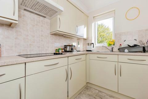 2 bedroom apartment for sale, Hodgson Court, Manchester M19