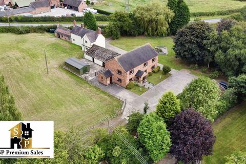 7 bedroom farm house for sale, Hinckley Road, Nuneaton CV13