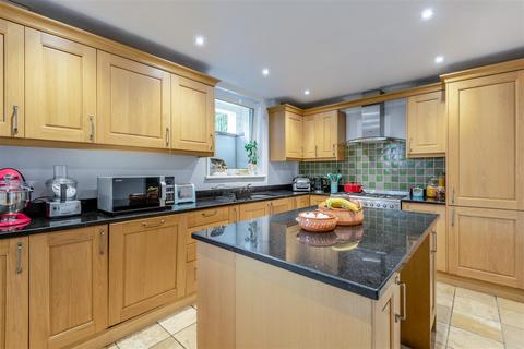 4 bedroom terraced house for sale, Upper Fant Road, Maidstone