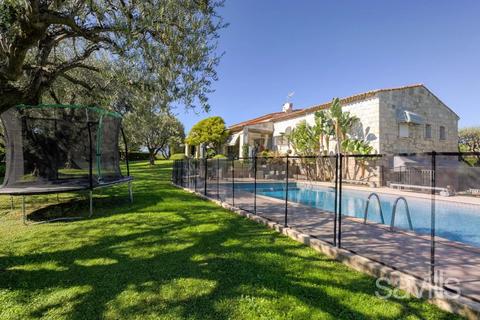 4 bedroom villa, Nice, Fabron, 06200, France