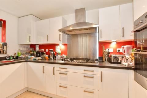 3 bedroom townhouse for sale, Staples Close, Broadbridge Heath, Horsham, West Sussex