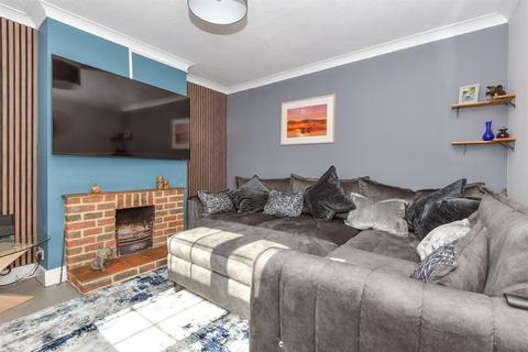 3 bedroom detached house for sale, Ruckinge Road, Hamstreet, Ashford, Kent
