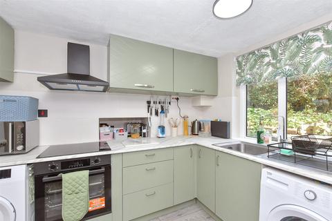3 bedroom detached house for sale, Ruckinge Road, Hamstreet, Ashford, Kent