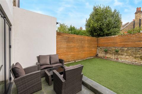 18 Zenoria Street, London, SE22 8HP