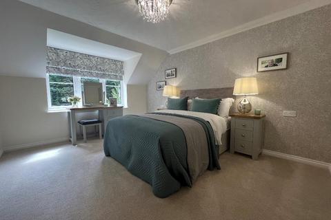 undefined, South Croydon CR2