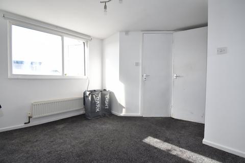 1 bedroom in a house share to rent, Virginia Park Road, Hampshire PO12