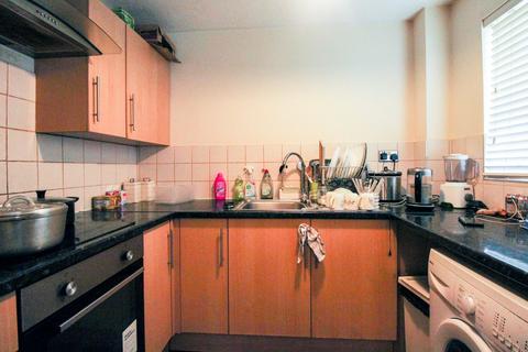 2 bedroom apartment for sale, Hardcastle Close, Croydon, CR0