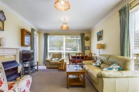 2 bedroom apartment for sale, Haslemere Avenue, Highcliffe, Christchurch, Dorset, BH23